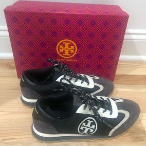 Tory Burch Annie Nylon Runner size 8.5